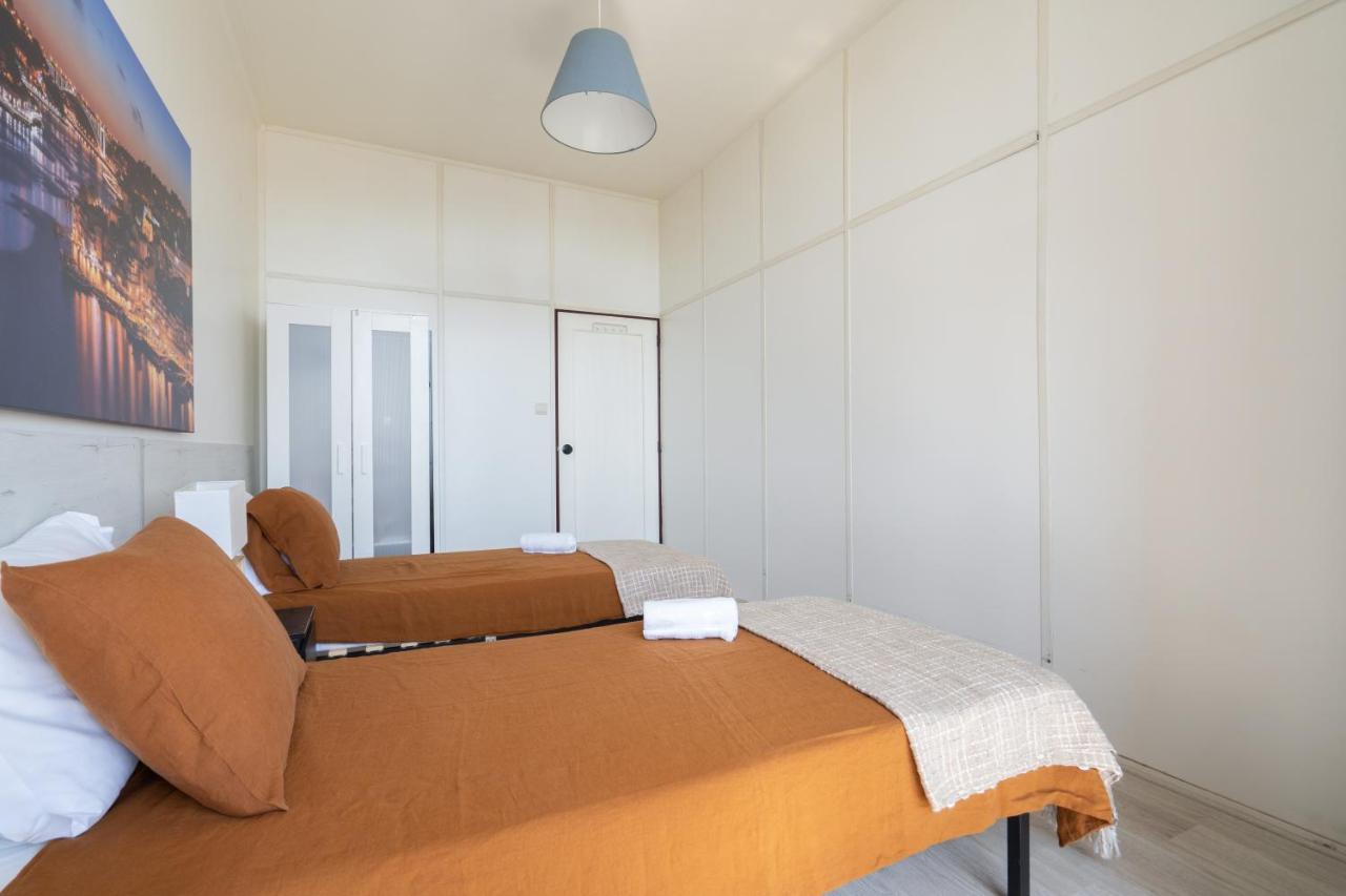 Cozy Sunny Flats By Hostwise Leilighet Porto Eksteriør bilde