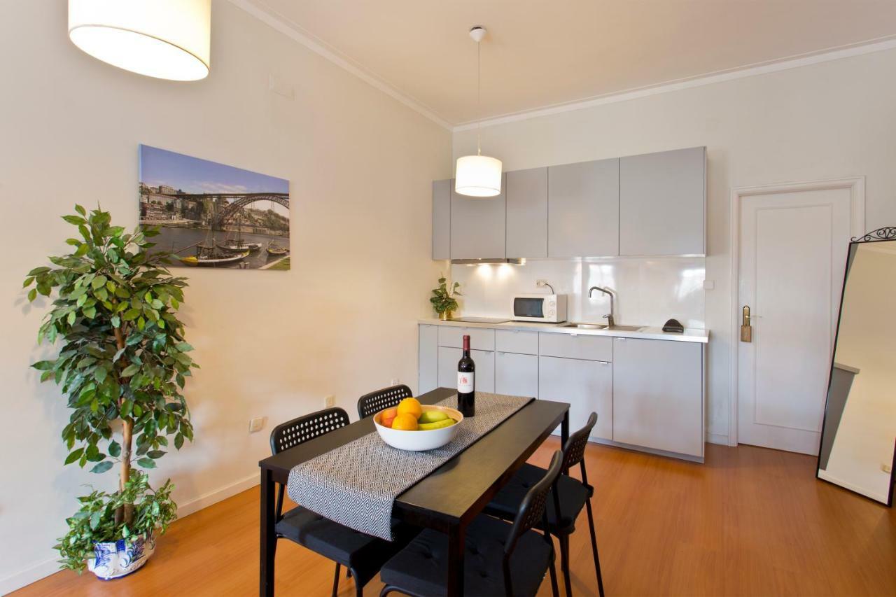 Cozy Sunny Flats By Hostwise Leilighet Porto Eksteriør bilde