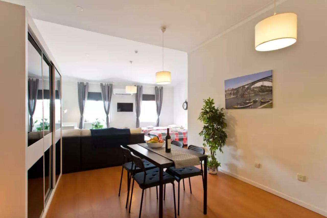 Cozy Sunny Flats By Hostwise Leilighet Porto Eksteriør bilde